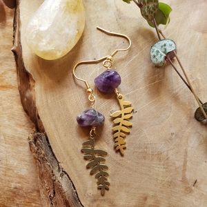 Elegant Amethyst Raw Bass Leaf Earrings